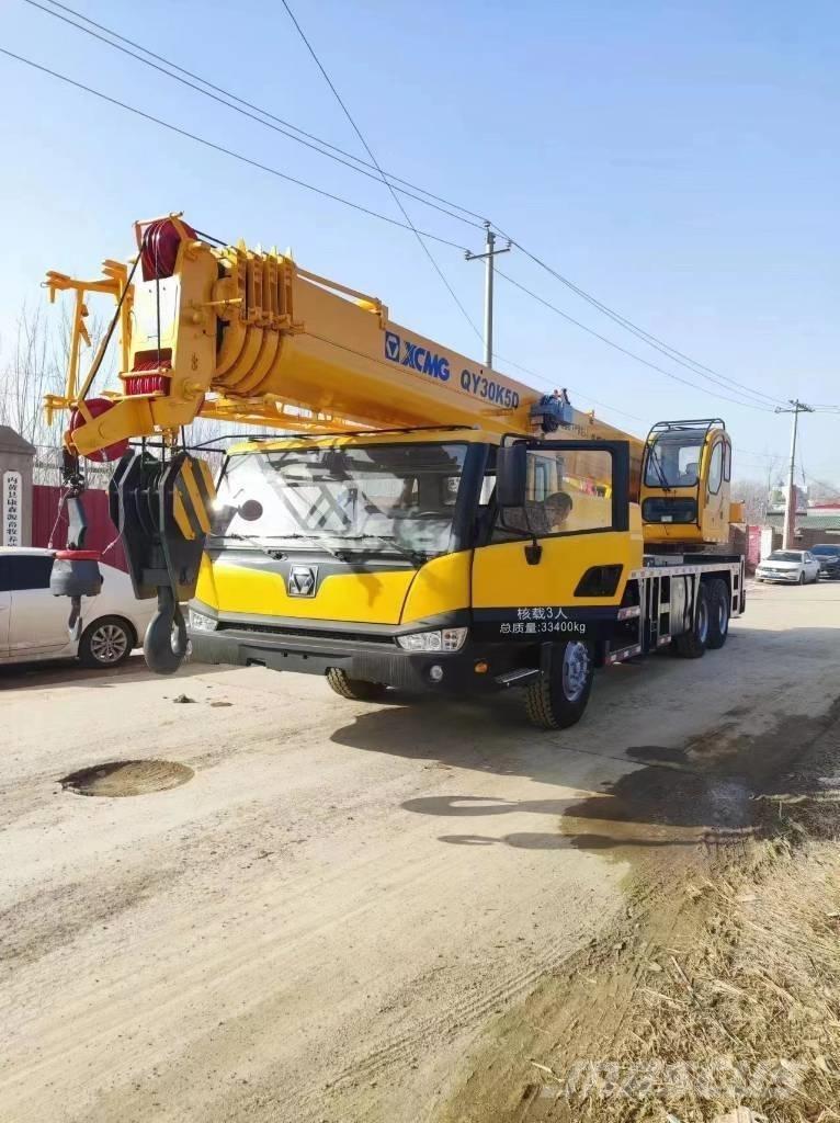XCMG QY30T автокрани