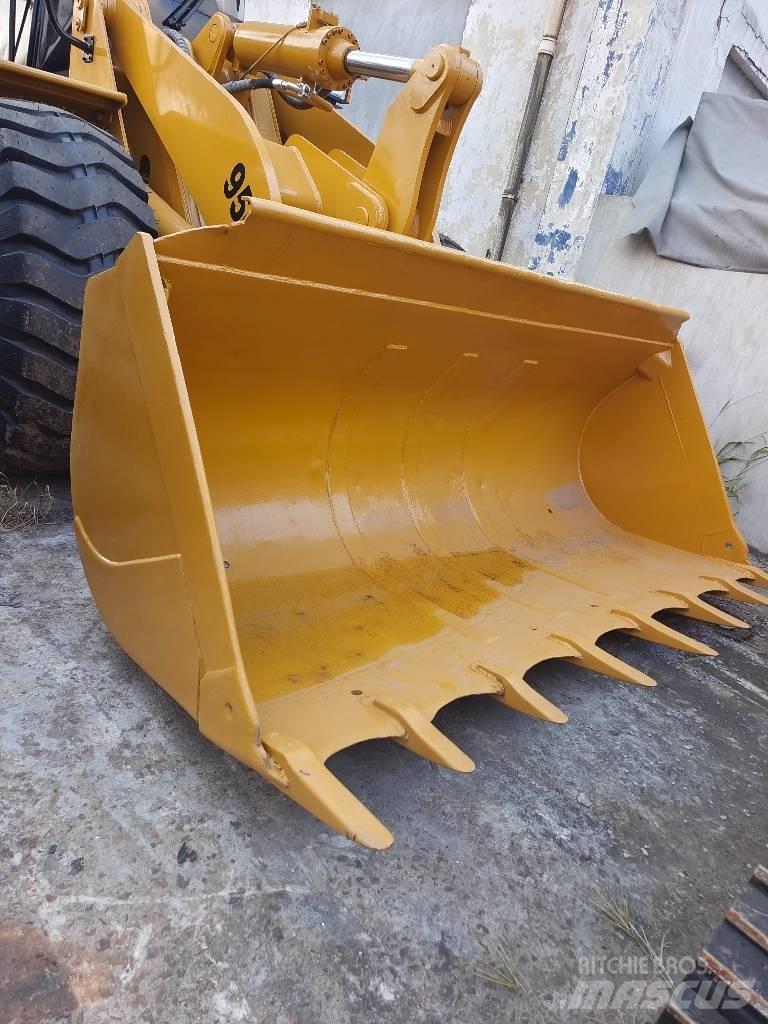 CAT 950 G Фронтальні навантажувачі