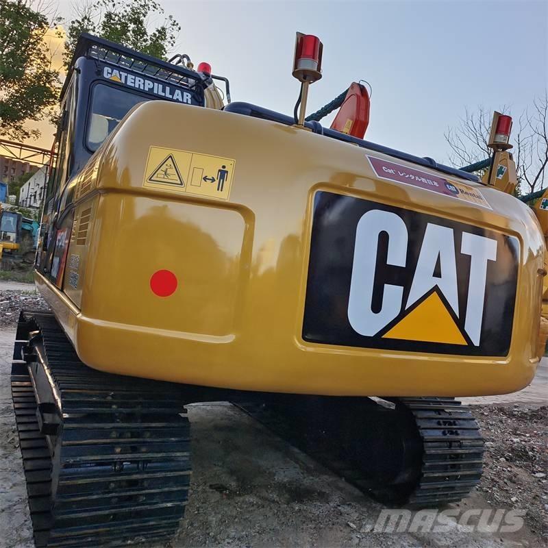 CAT 320 D Гусеничні екскаватори