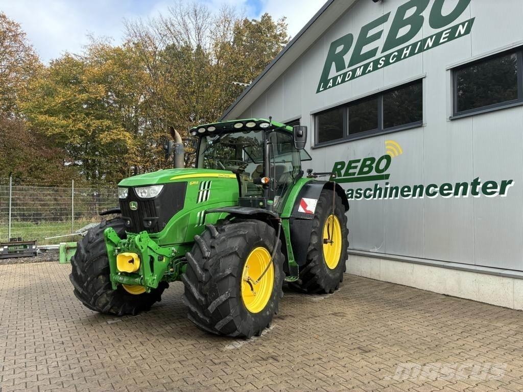 John Deere 6215R Трактори