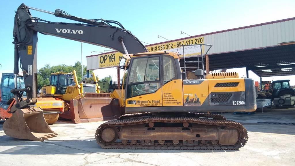 Volvo EC220DL Гусеничні екскаватори