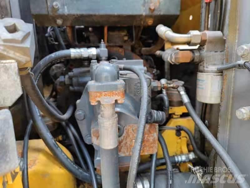 Komatsu PC 128 US Гусеничні екскаватори