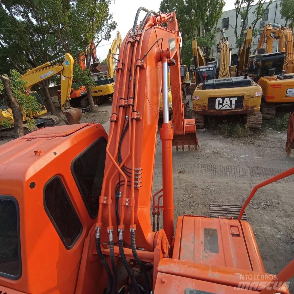 Doosan DH 220 LC-7 Гусеничні екскаватори