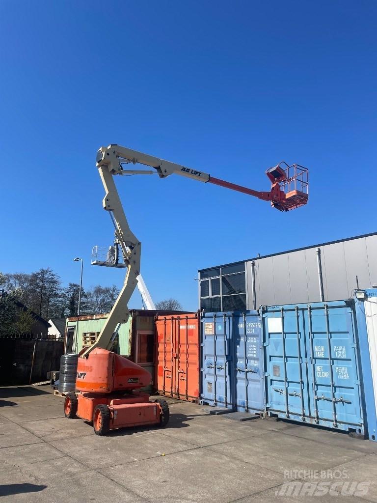 JLG N 40 E Колінчаті підйомники