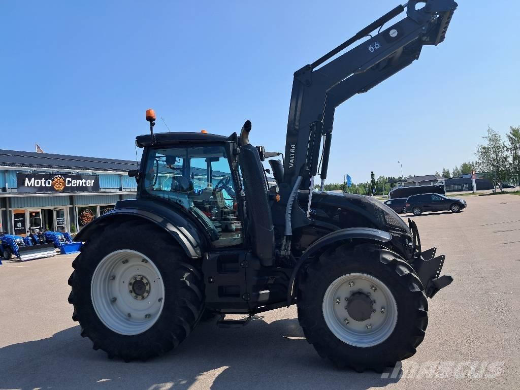 Valtra T174E Versu Трактори