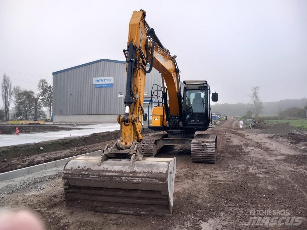 JCB JS 190 LC Гусеничні екскаватори