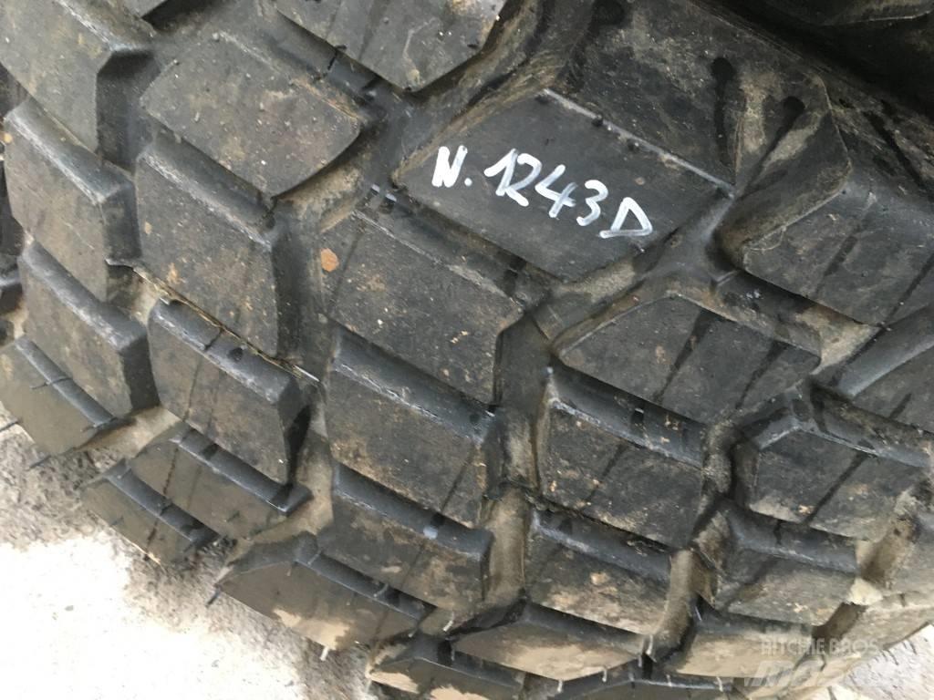  FOR TRAILER 24R23 Колеса