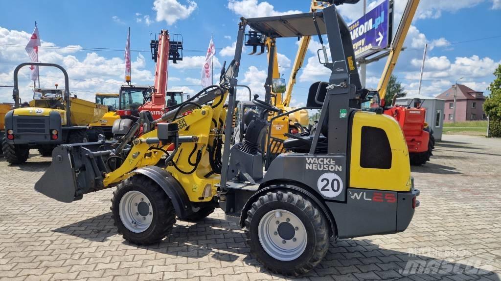 Wacker Neuson WL 25 Фронтальні навантажувачі