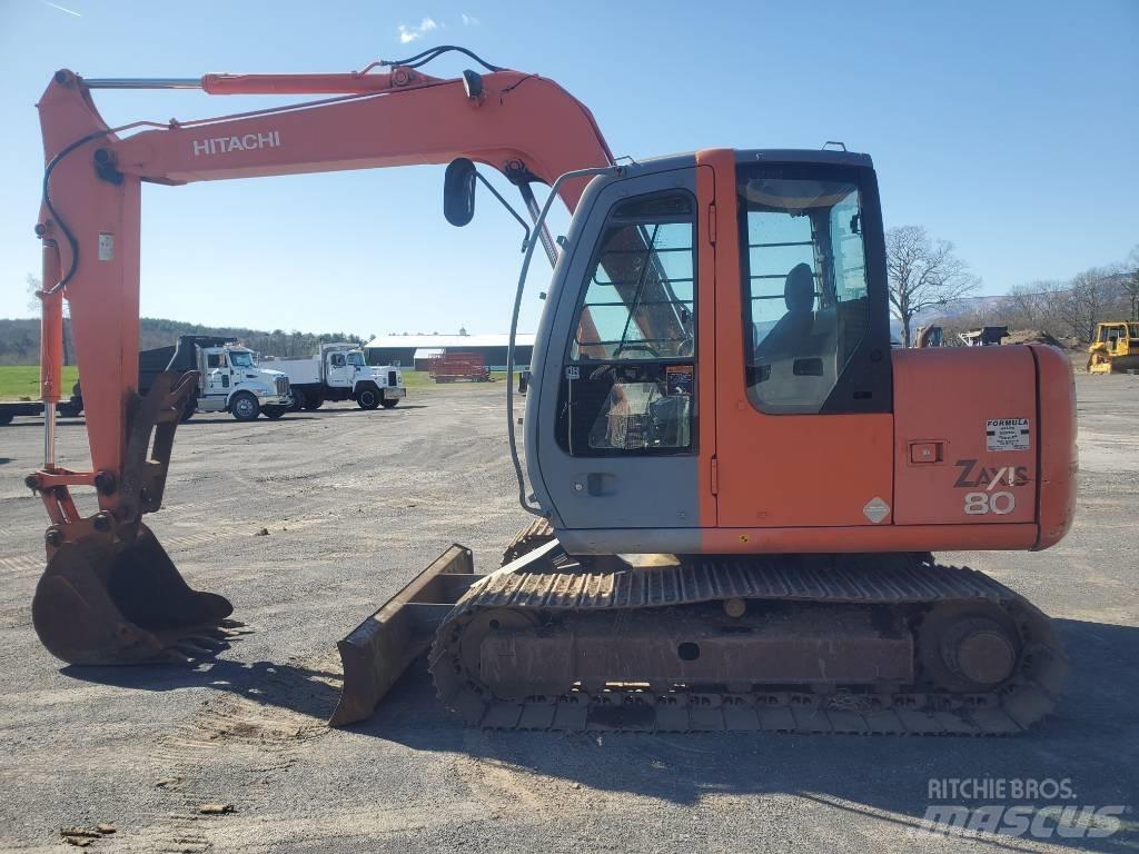 Hitachi ZX80 Гусеничні екскаватори