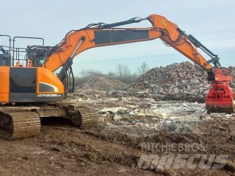 Doosan DX 235 LCR-5 Гусеничні екскаватори