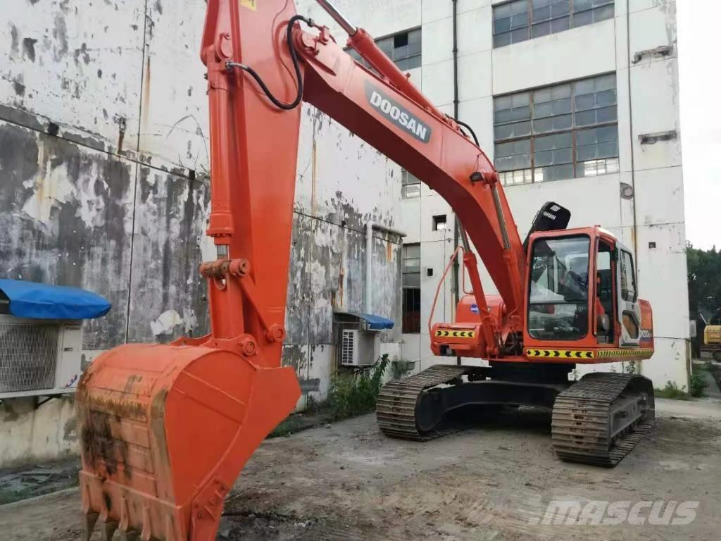 Doosan DH 220 LC-7 Гусеничні екскаватори