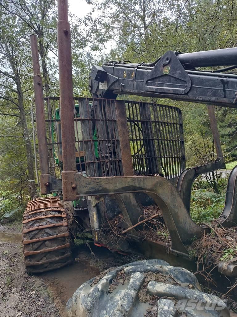 John Deere 1210 E Форвардери