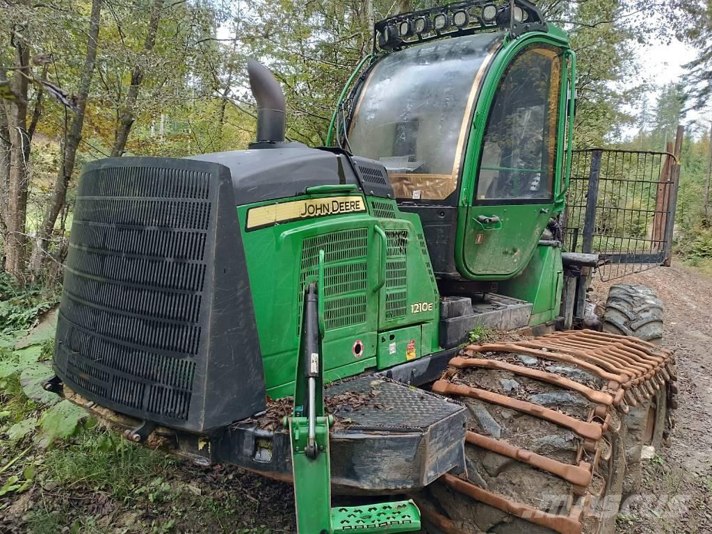 John Deere 1210 E Форвардери