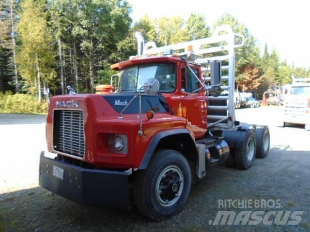 Mack RB 688 S Тягачі