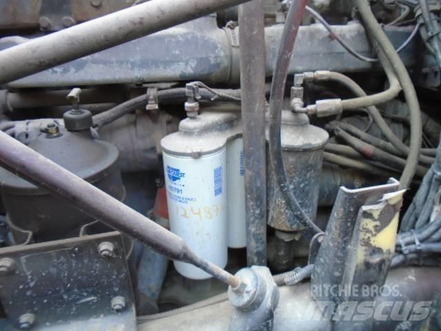 Mack RB 688 S Тягачі