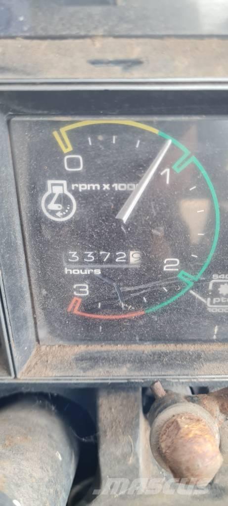 Case IH 1394 Трактори