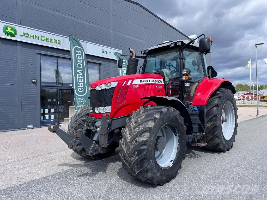 Massey Ferguson 7726 Трактори