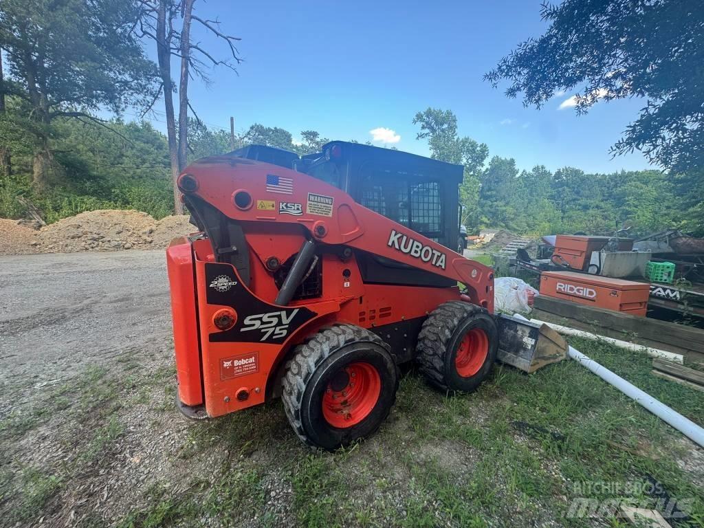Kubota SSV 75 Міні-навантажувачі