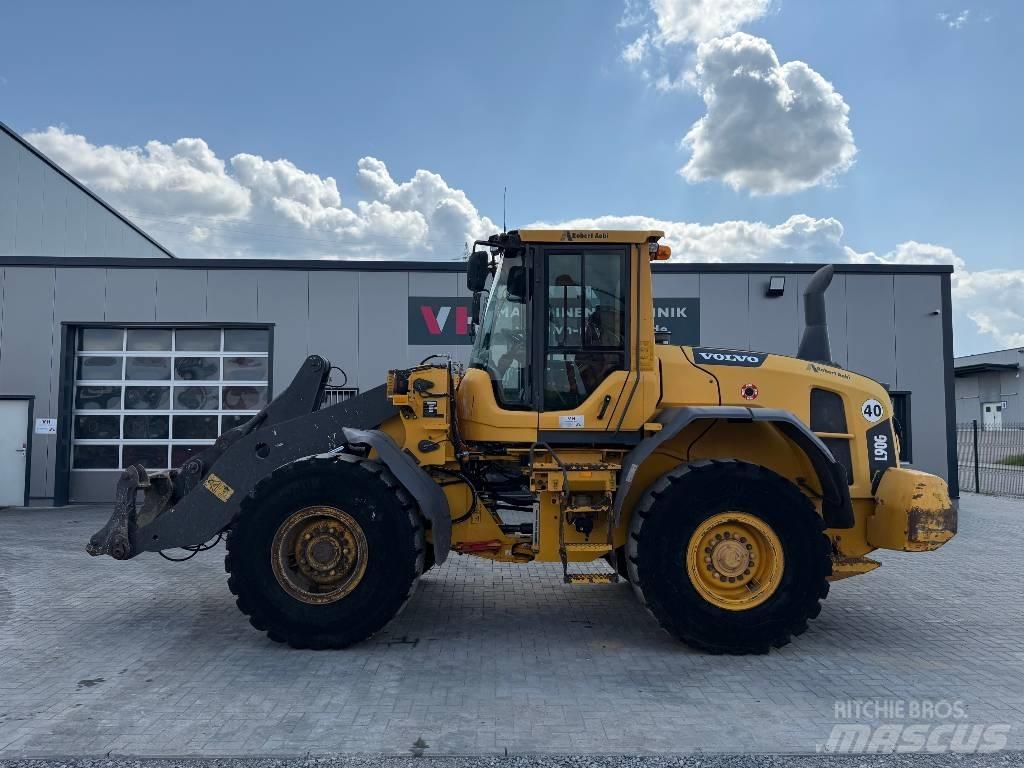 Volvo L 90 G Фронтальні навантажувачі
