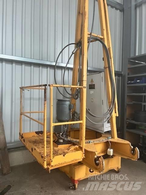 Liebherr 30 LC Баштові крани