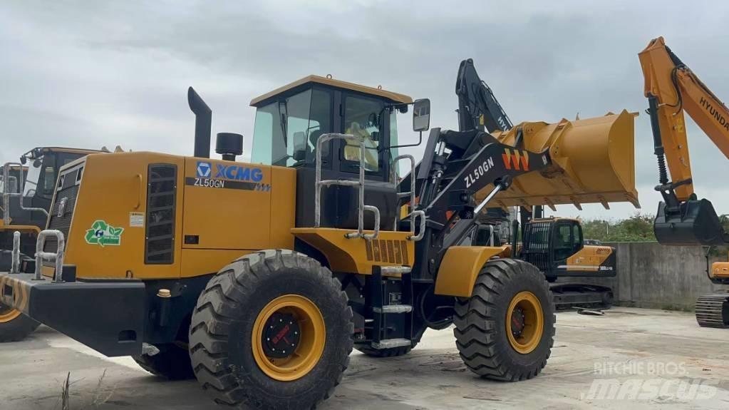 XCMG ZL 50 GN Фронтальні навантажувачі