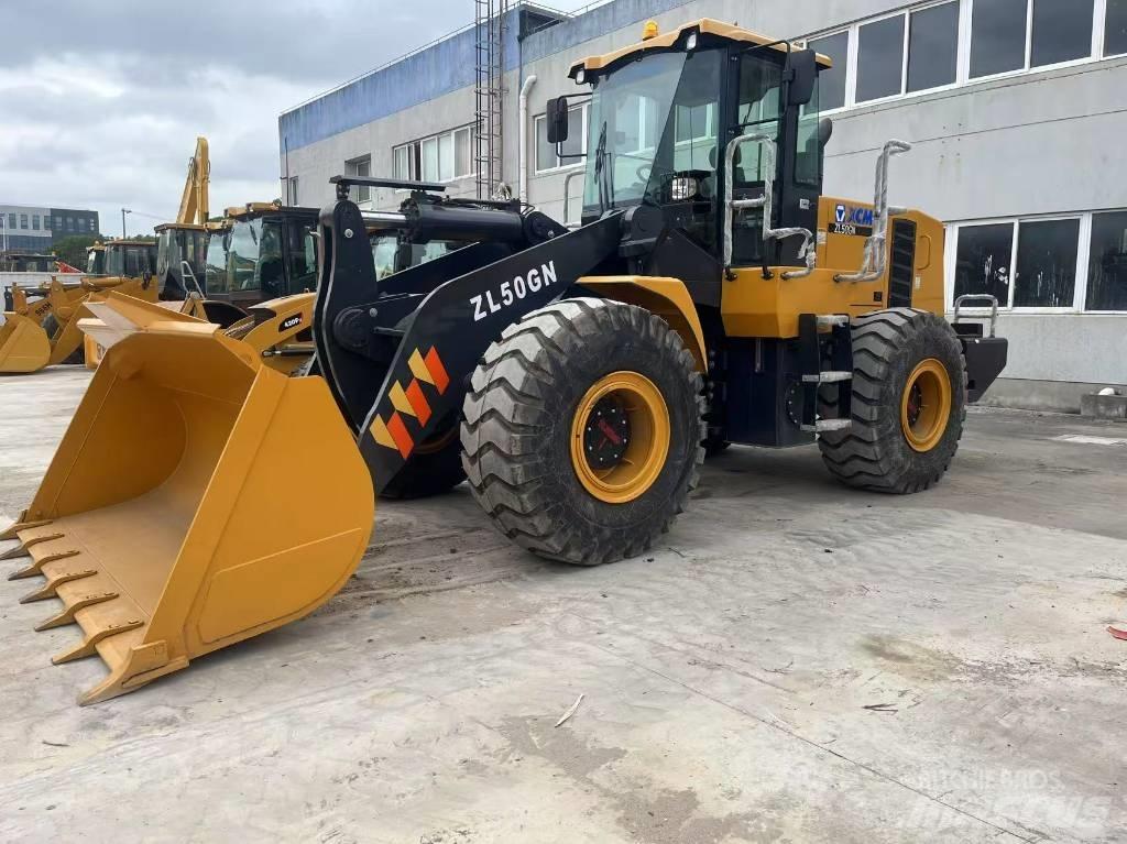 XCMG ZL 50 GN Фронтальні навантажувачі