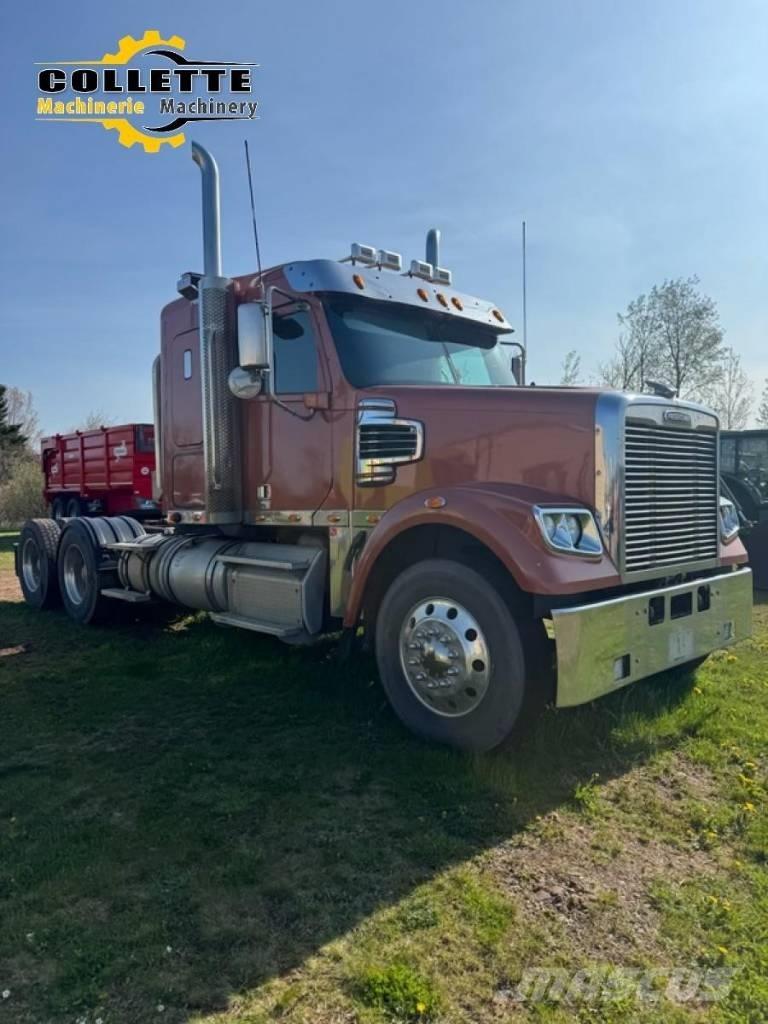 Freightliner 122 SD Тягачі