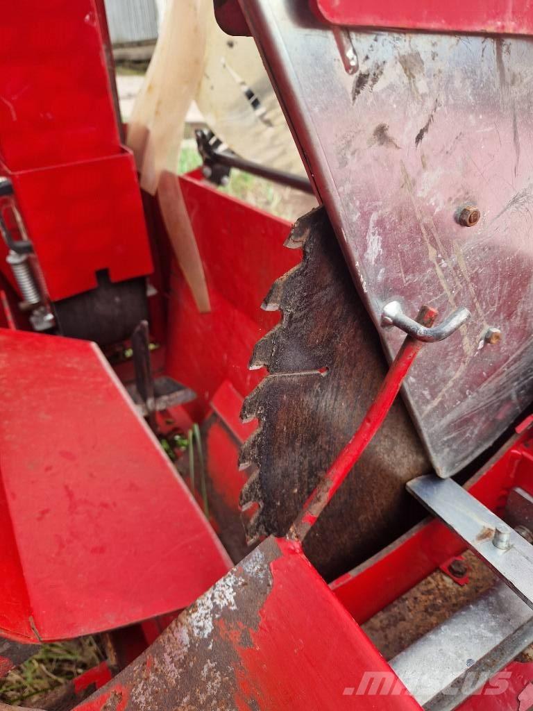 Japa 700 Дровоколи, рубальні машини, дробарки