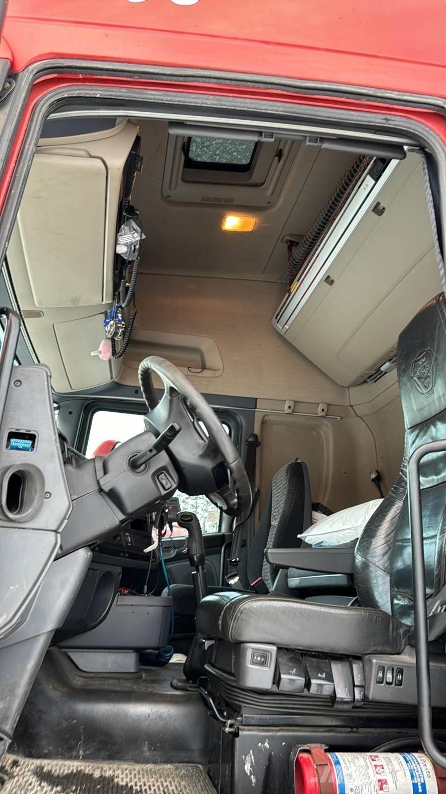 Scania R560 Вантажівки для тріски