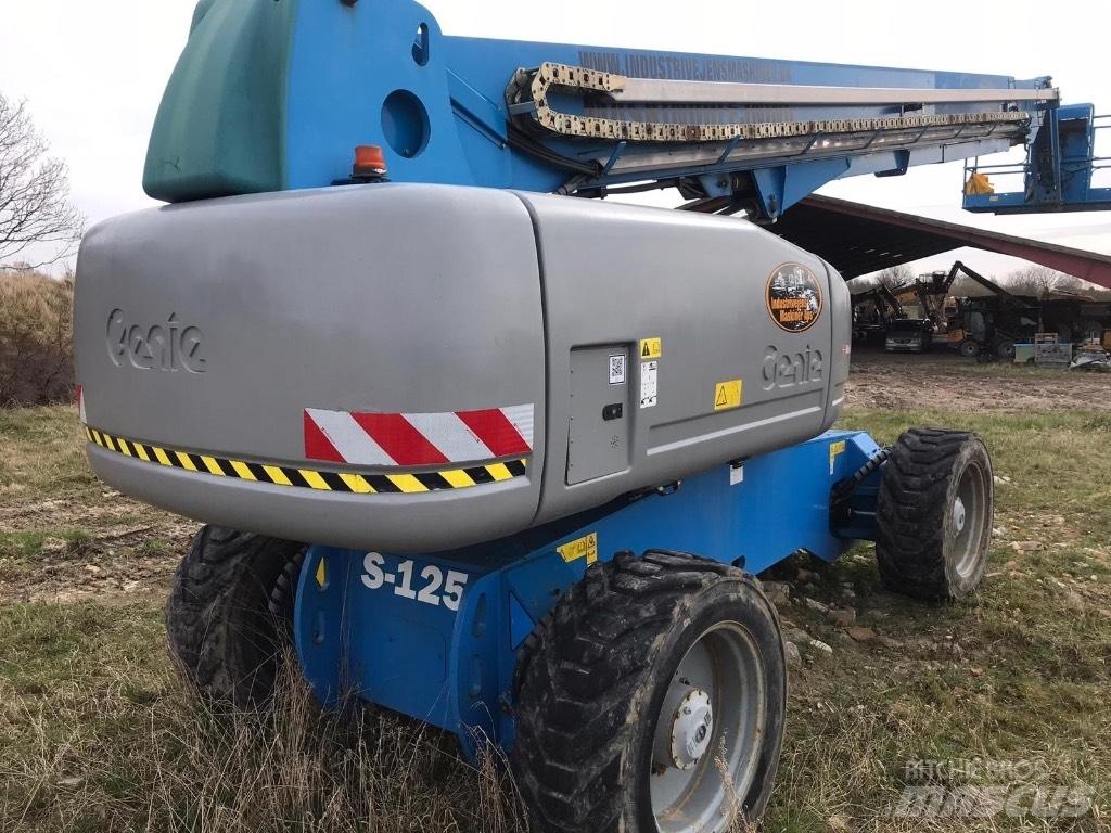 Genie S 125 Телескопічні підйомники