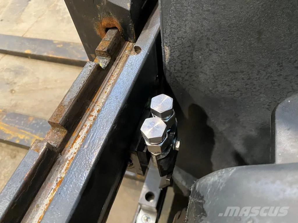 Linde H35D-02 Дизельні навантажувачі