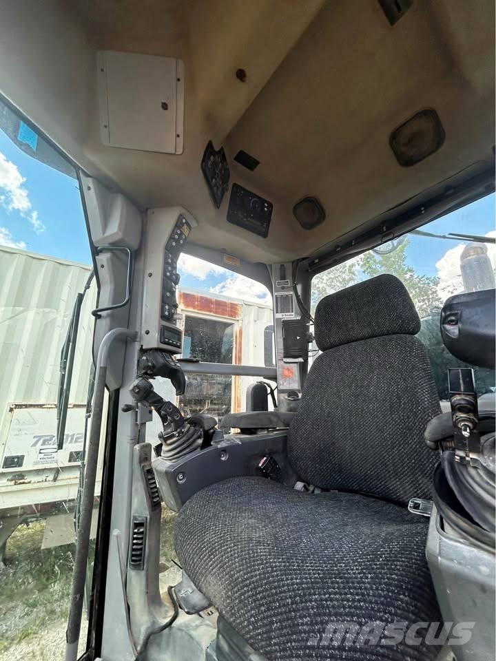 CAT 140 M 2 Грейдери