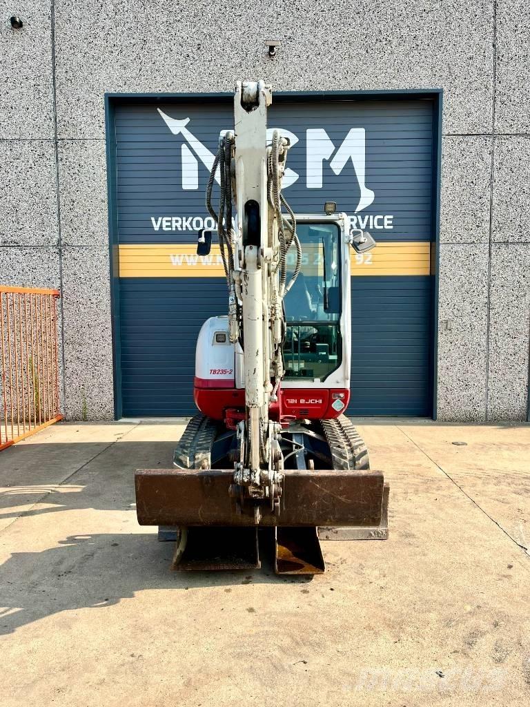 Takeuchi TB 235 Міні-екскаватори < 7т