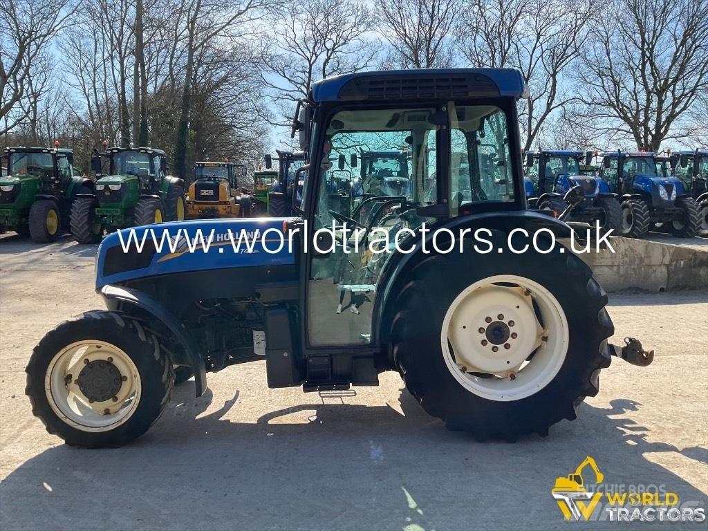 New Holland T 4.95 F Трактори