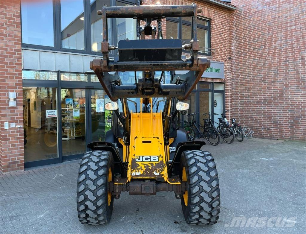 JCB 409 Фронтальні навантажувачі