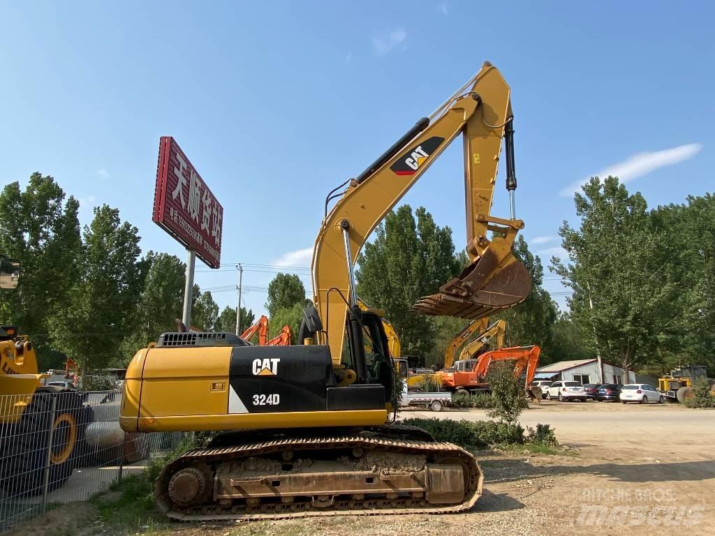 CAT 324D Гусеничні екскаватори