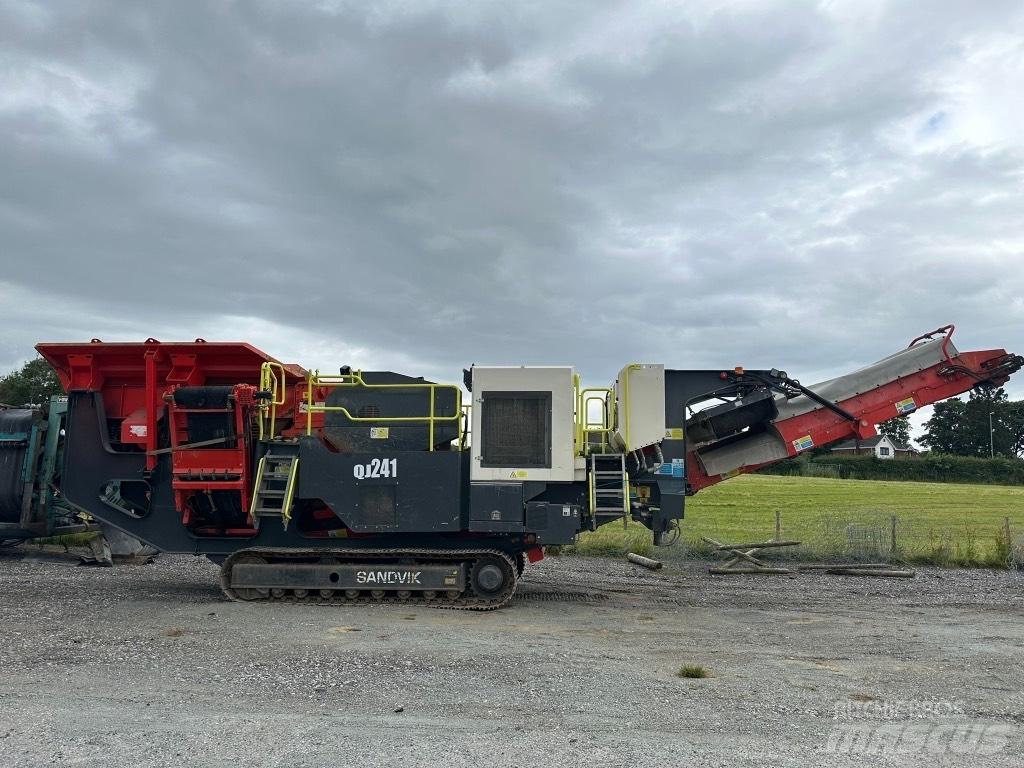 Sandvik QJ 241 Мобільні дробарки