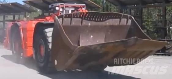 Sandvik LH 517 Підземні навантажувачі