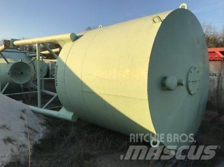  Inconnue Silo 15T Контейнери та завантажувальні ковші