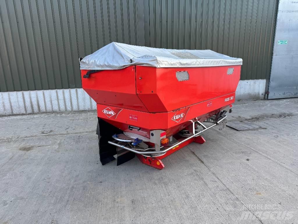 Kuhn Axis 30.1 W Розсіювач мінеральних добрив
