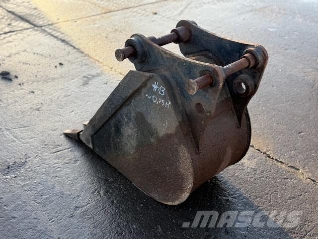 JCB ŁYŻKA UŻYWANA Траншейні екскаватори