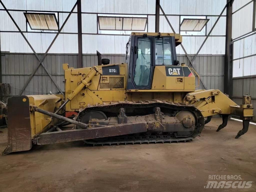 CAT D 7 G2 Гусеничні бульдозери