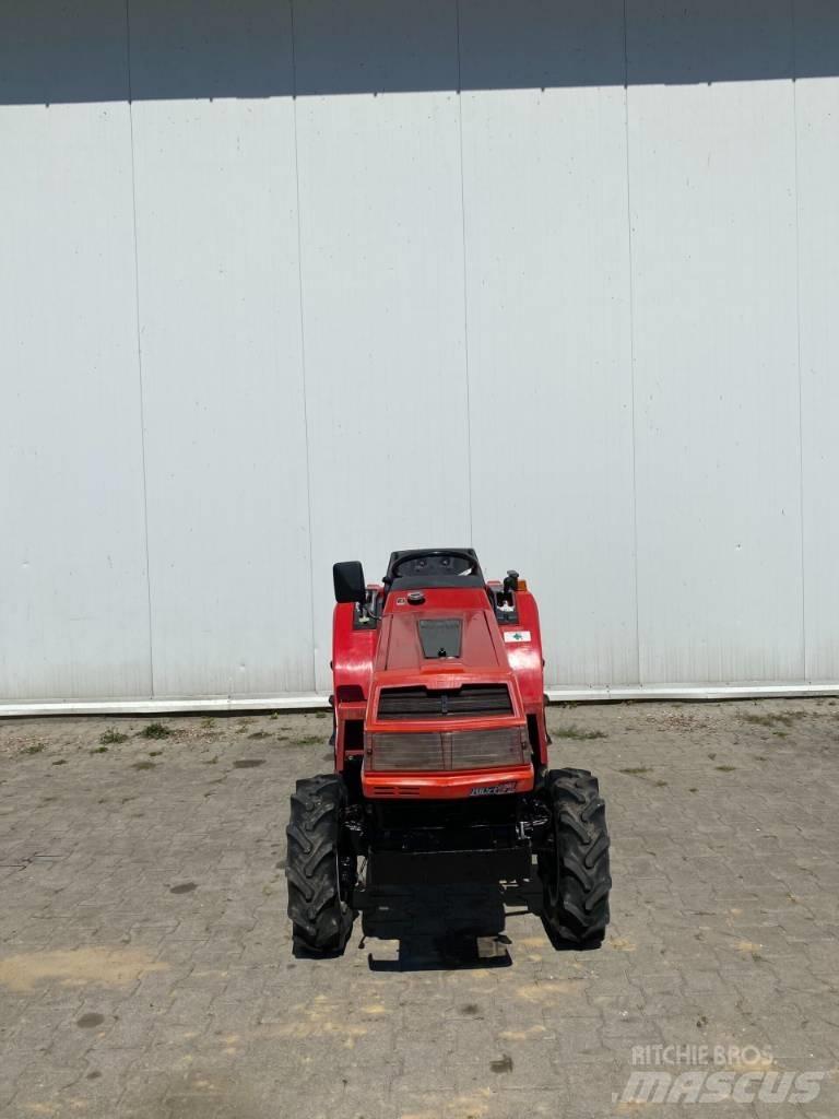 Mitsubishi MT16 Трактори