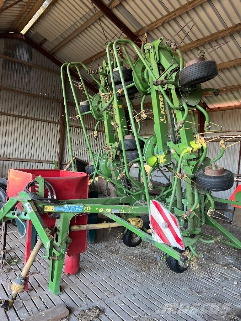 Krone KWT 11.22/10 Граблі і сінозворушувачі