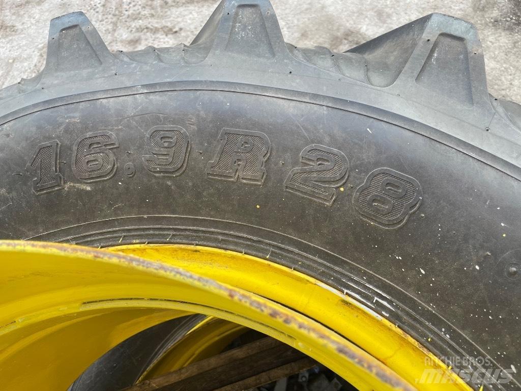 Taurus 16.9-28 Колеса