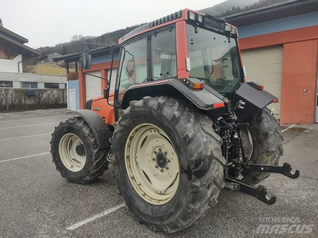 Valtra Valmet 6200 Трактори