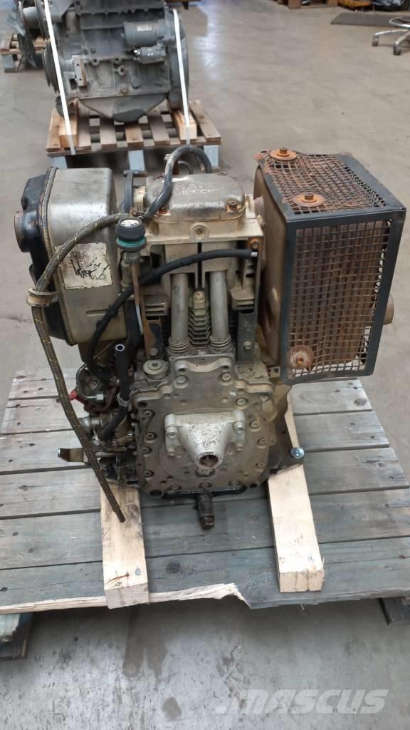 Hatz 1D81Z Двигуни