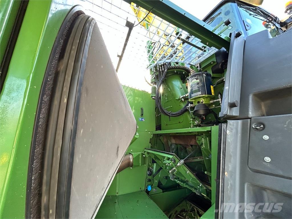 Krone BigX 780 Фуражні комбайни