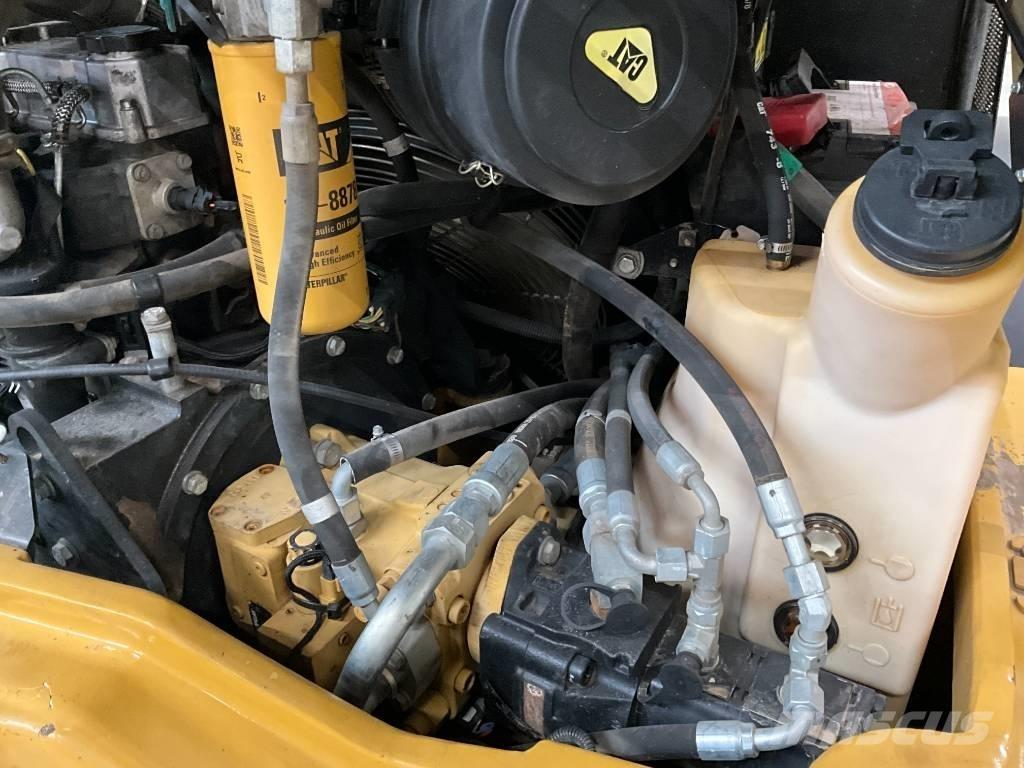 CAT 908 H Фронтальні навантажувачі