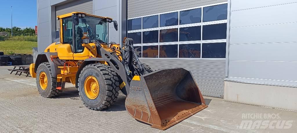 Volvo L 90 H Фронтальні навантажувачі